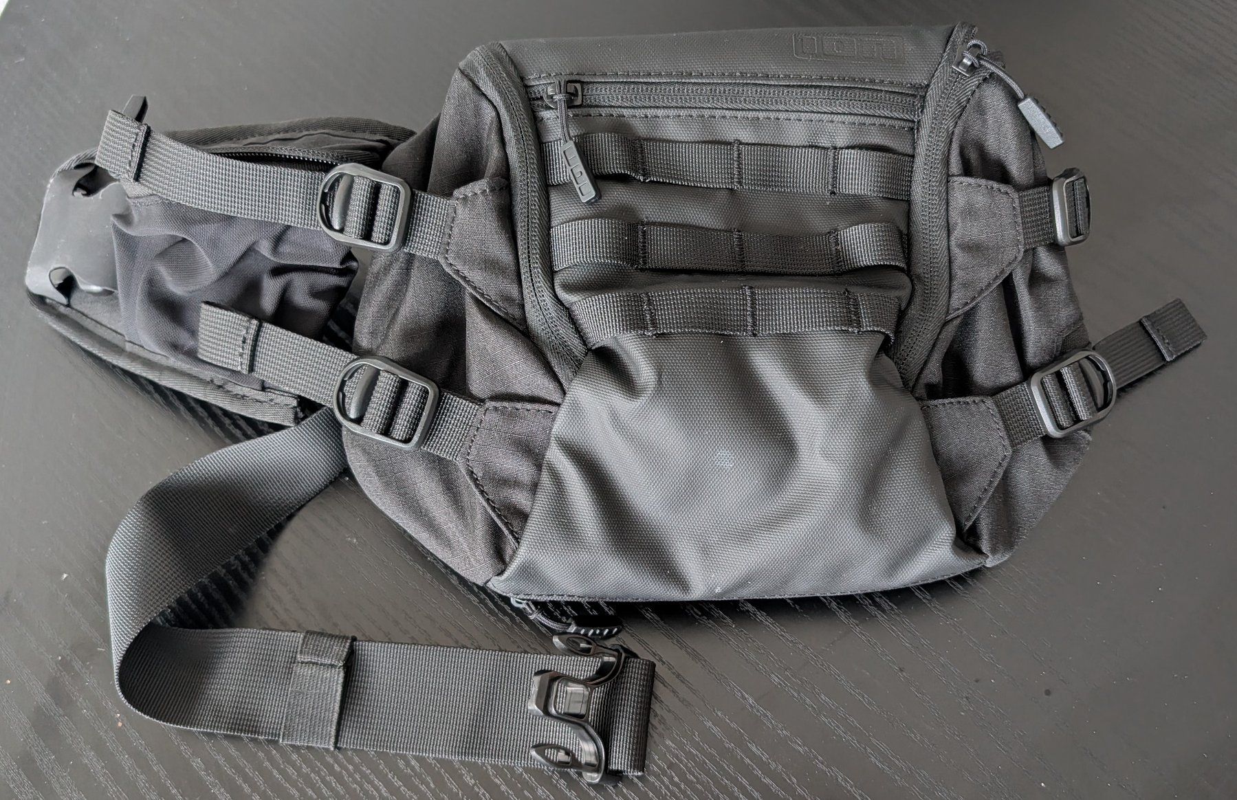 Borse: ION Hipbag Traze 3 Black – Nuovo (secondo la descrizione) da Moutier venduto da sebeu555