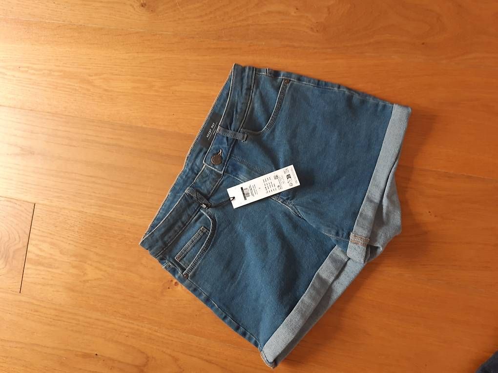 Jeans: Jeans shorts neu – Nuovo e nell'imballaggio originale da Nebikon venduto da Haidihooo 1