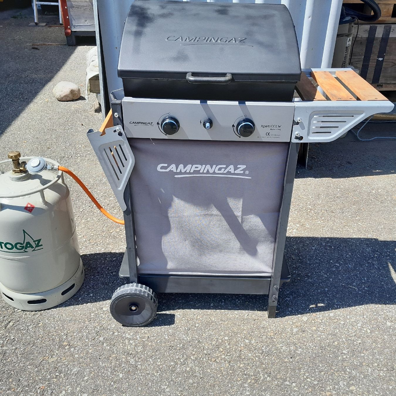 Griglie: Campingaz -Grill ohne Gasflasche – Usato da Eggiwil venduto da asegg502 3