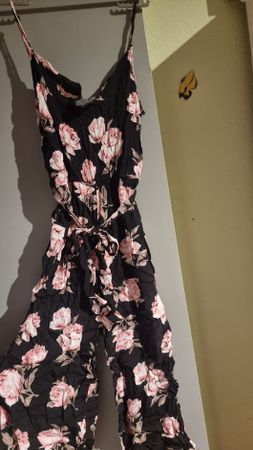 Sommer Jumpsuit Blumenmuster schwarz rosa Gr. S
