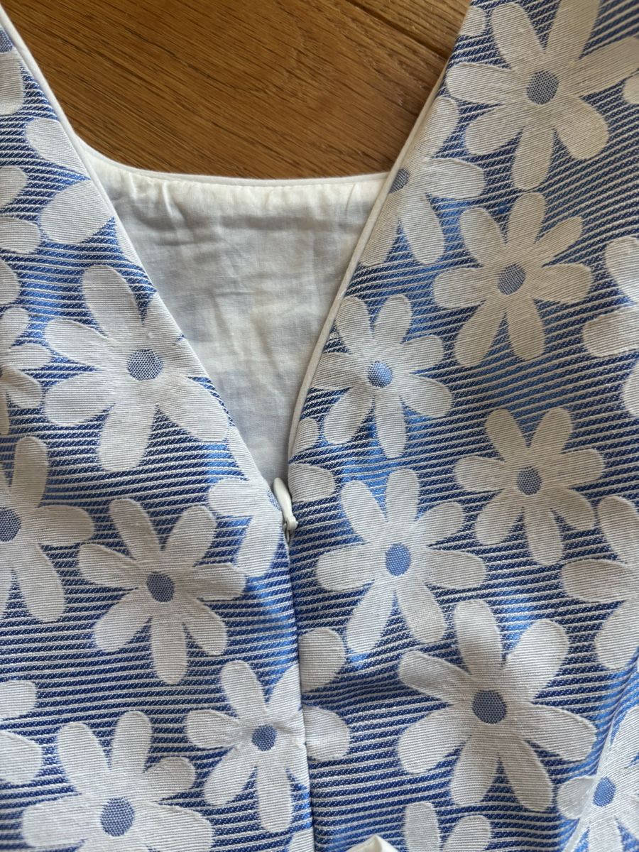 Robes et jupes: Kleid Sfera 9-10 Jahre – D'occasion à Adligenswil par ZGB 5