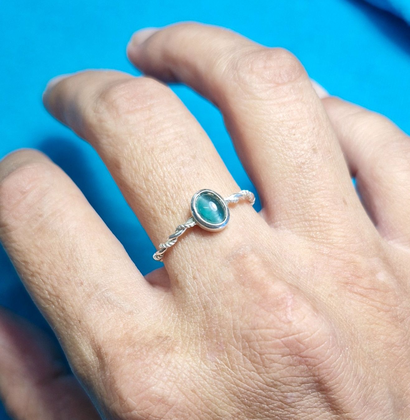 Anelli: Apatit Katzenauge Ring – Nuovo e nell'imballaggio originale da Zürich venduto da GOS08 2