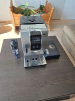 Kaffeevollautomat DeLonghi Dinamica Plus silber gebraucht