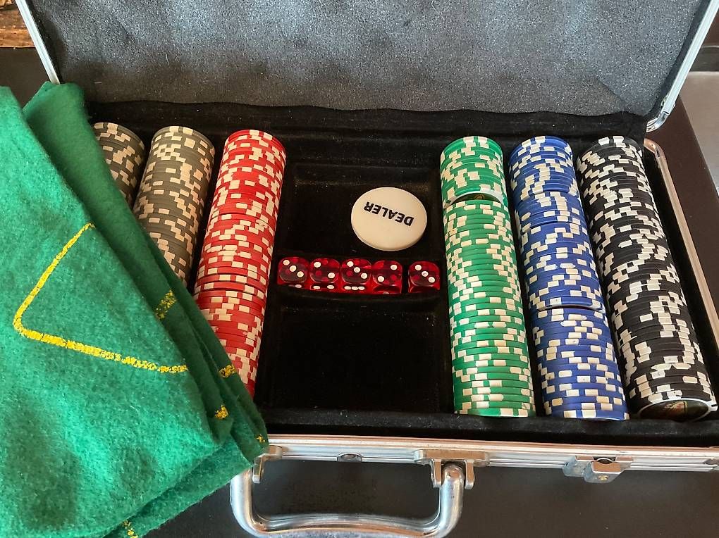Spiele: Poker Koffer – Gebraucht aus SCHARANS von Samuelson78 1