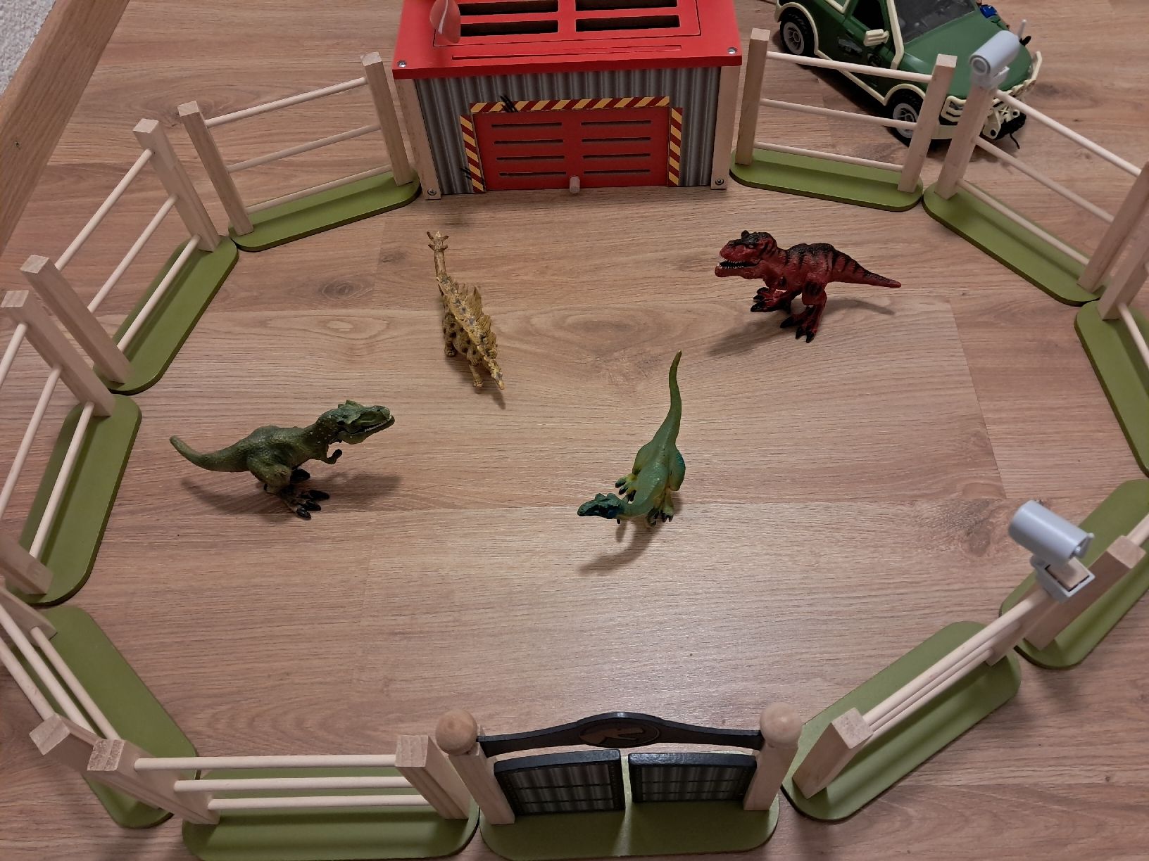 Giocattoli: Dinosaurierstation – Usato da Abtwil venduto da sabrina080 1