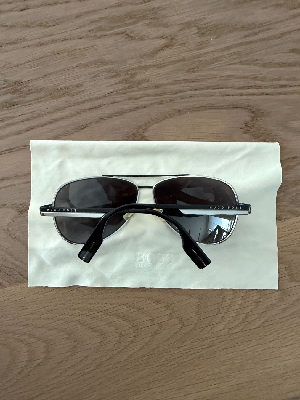 Hugo Boss Lunettes & Verres: Hugo Boss Sonnenbrille – D'occasion à Kloten par canela9 2