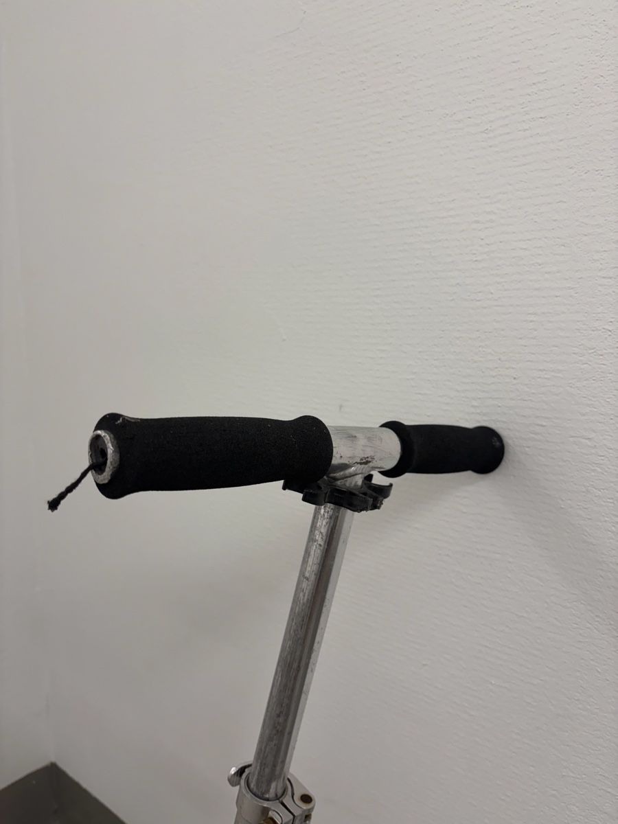 Kickboard: Vintage Citybug Kinder-/Jugend-Tretroller – Silber – Usato da Aeugst am Albis venduto da Pedisan 2
