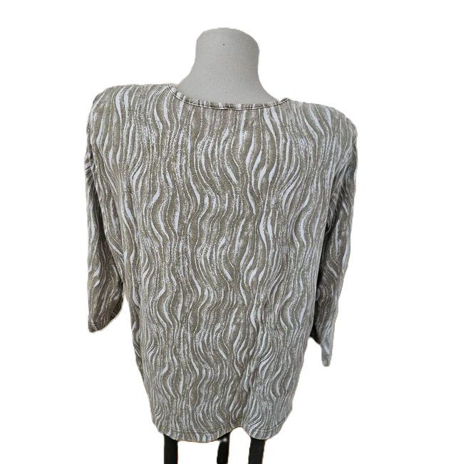 T-Shirts: leichtes Shirt / dünnes Pulloverli ca. Gr. 42 – Gebraucht aus Füllinsdorf von Sunnebliemli7 1