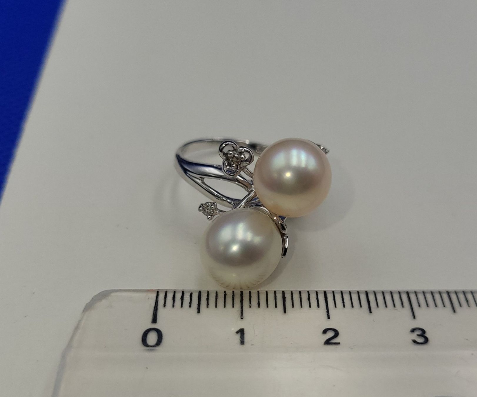 Anelli: 585 Weiss Gold Ring Mit Brillanten Und  Perlen – Usato da Wald ZH venduto da Aniade 5