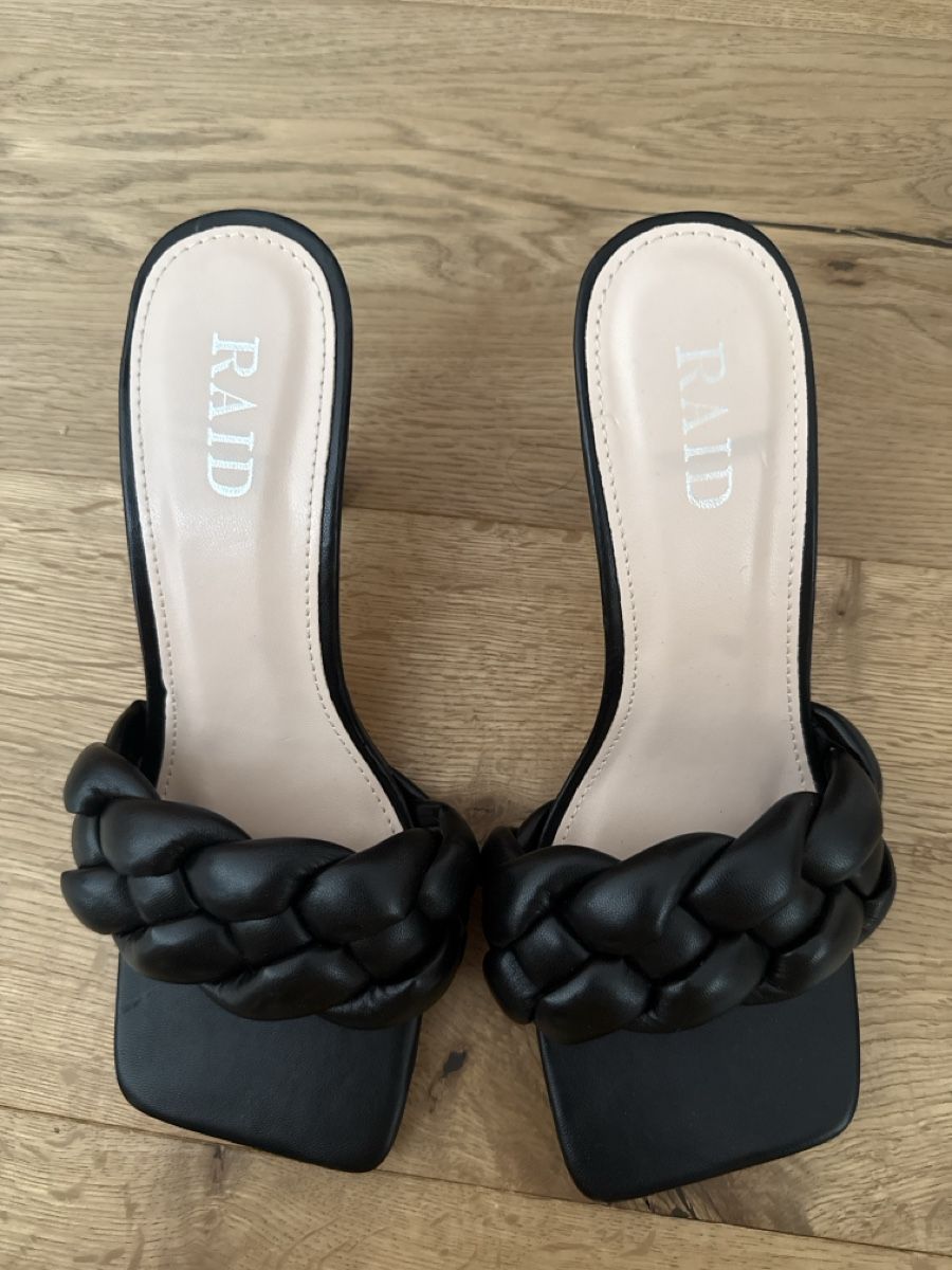 Scarpe da donna: Raid Sandalen schwarz Grösse 38 – Usato da Embrach venduto da shila_03 1