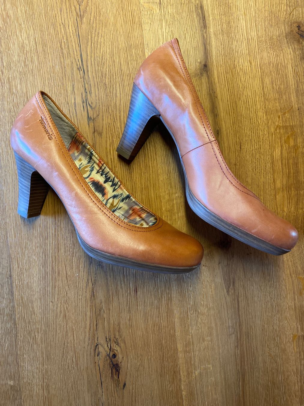 Tamaris Scarpe da donna: Pumps Tamaris – Usato da Bonstetten venduto da Isabelle1405 1