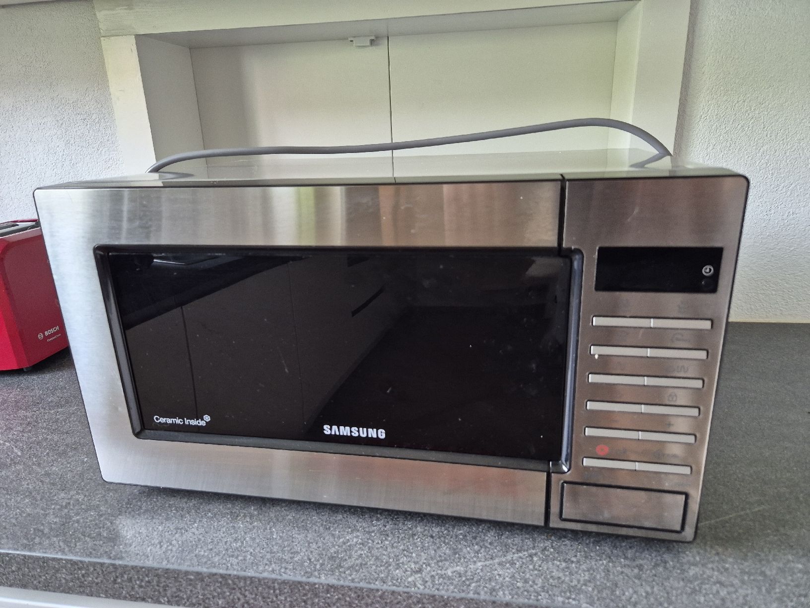 Küchengeräte: Mikrowelle, Samsung Ofen und Grill – Gebraucht aus Pratteln von NameNameName