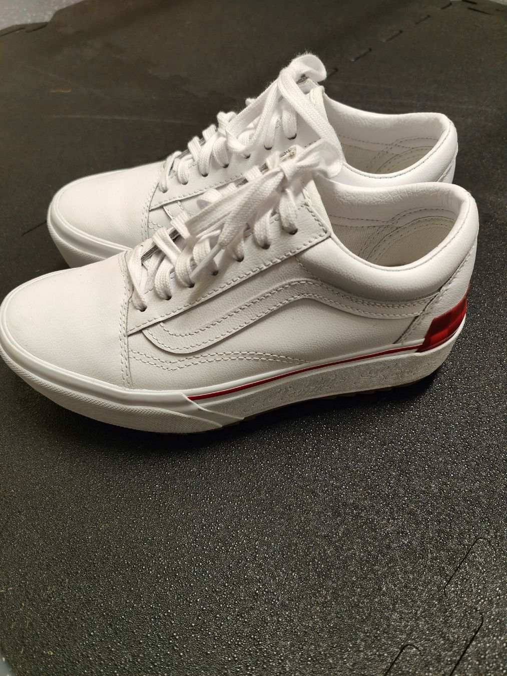 Chaussures femmes: Vans  – D'occasion à Veltheim AG par Di.N.C.G 1