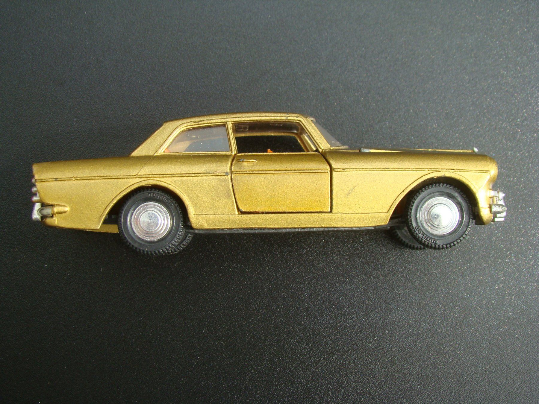 Dinky Toys Modellini d'auto: Dinky Rolls Royce Silver Cloud III gold Nr 127 selten – Usato da Walzenhausen venduto da Vanquish711 2