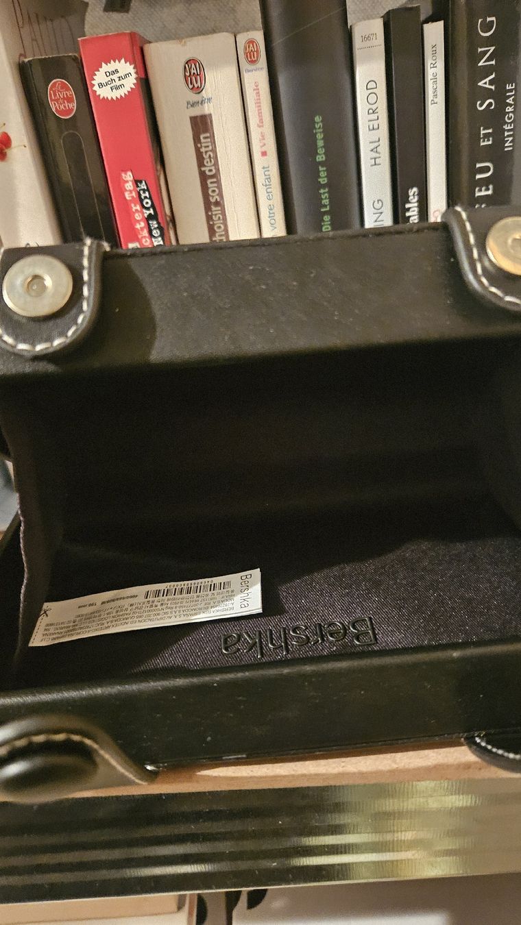 Taschen: Sac à main Bershka noir - – Gebraucht aus Brügg BE von man_xyd9 2