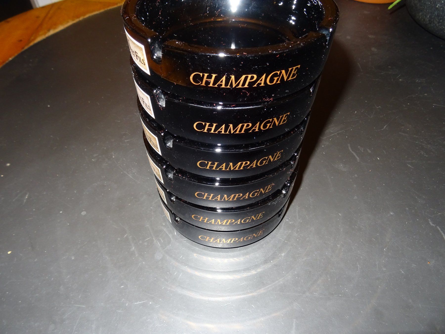 Portacenere: 11x Aschenbecher Christen Champagne – Nuovo (secondo la descrizione) da Binningen venduto da 3zoepfli 1