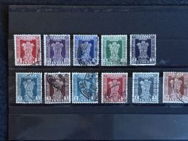 Timbres Inde Service Postage Lot 12 pièces variées