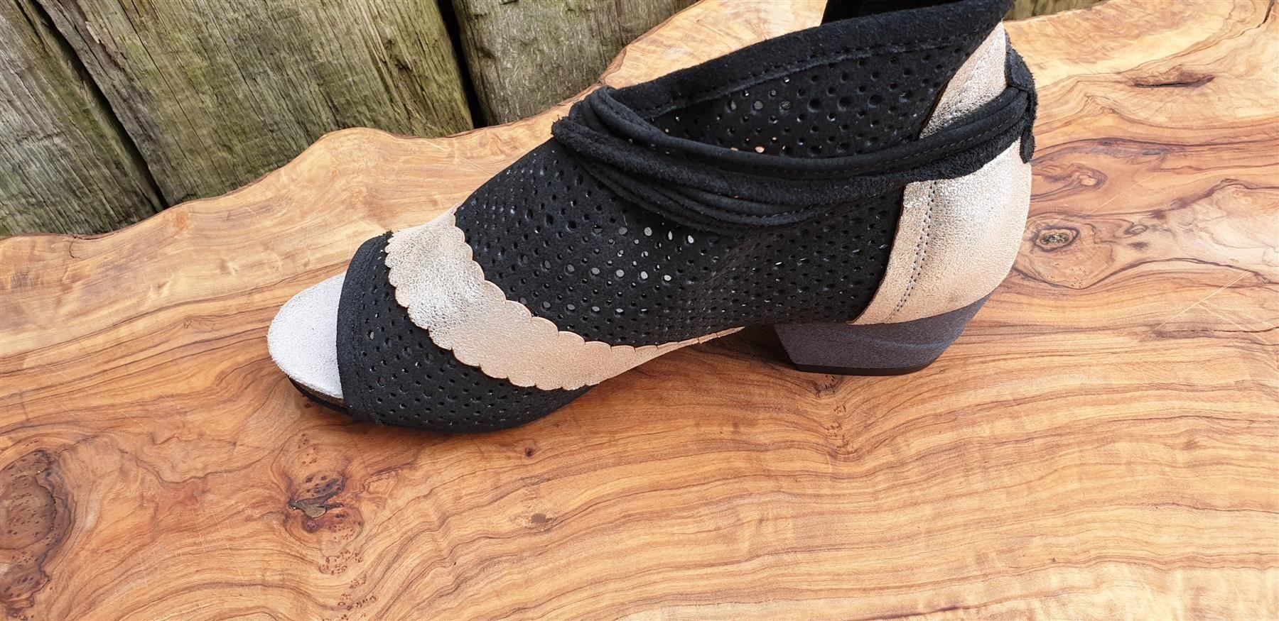 Scarpe da donna: DKODE Rae Leder  Sandalen 39 NP159.- NEU – Nuovo e nell'imballaggio originale da Buttwil venduto da MaraMari 7