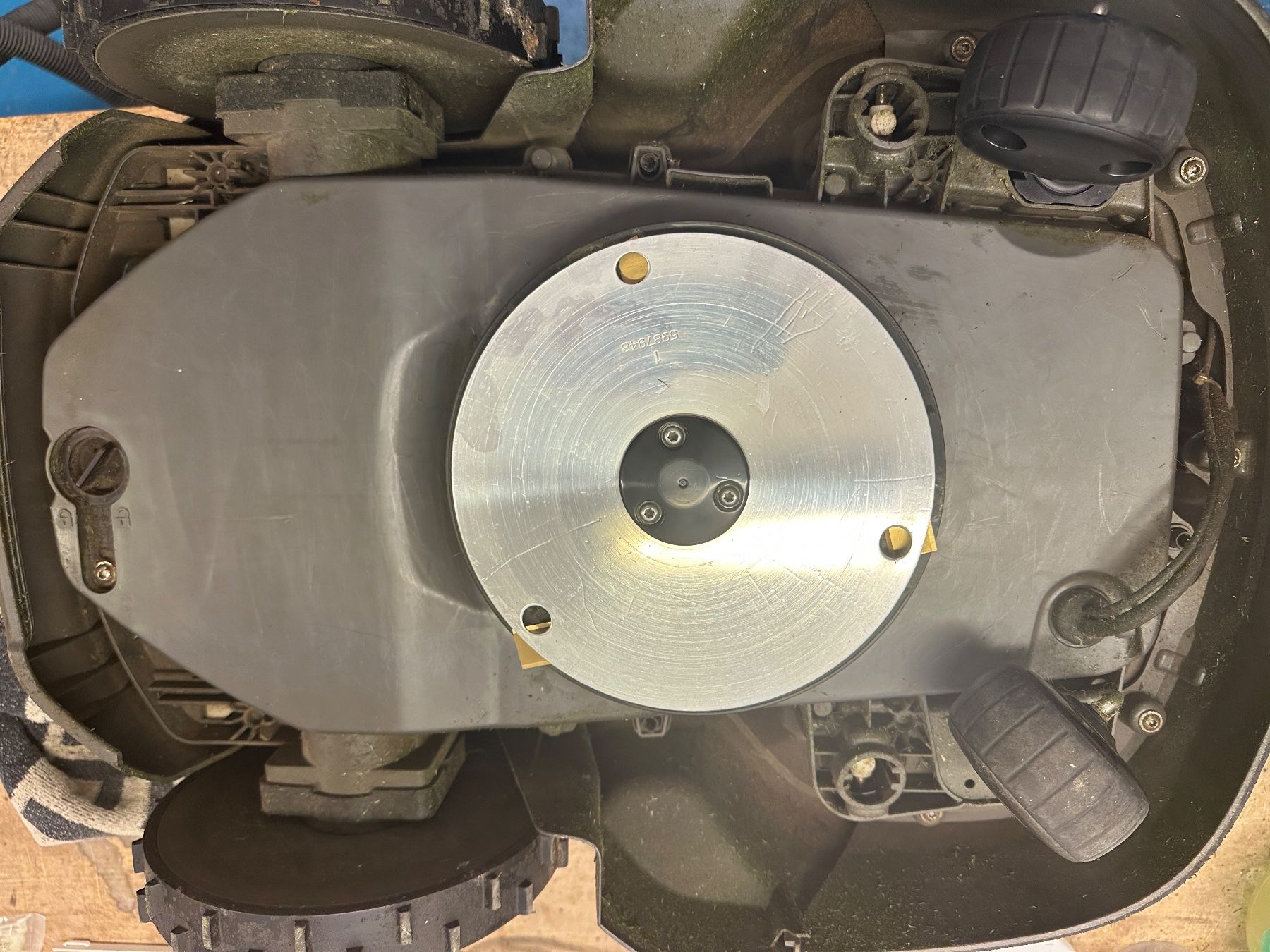 Husqvarna Rasenmäher: Husqvarna Automower 415x – Gebraucht aus Gossau SG von Snoopysg 2
