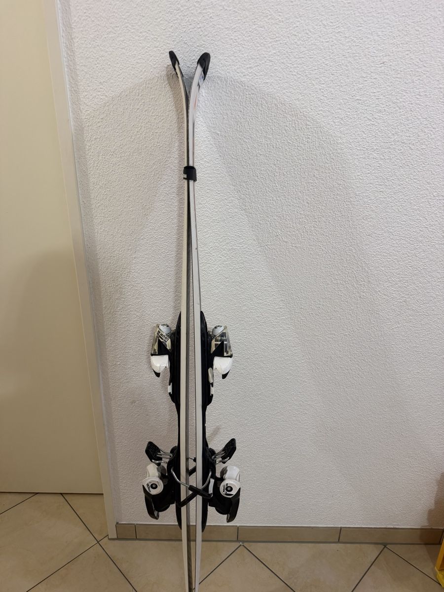 Dynastar Sci: Dynastar Skis  – Usato da Baar venduto da Gar_f9sz 2