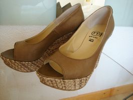 BAGATT SCHUHE MIT KEILABSATZ BEIGE NEU!!
