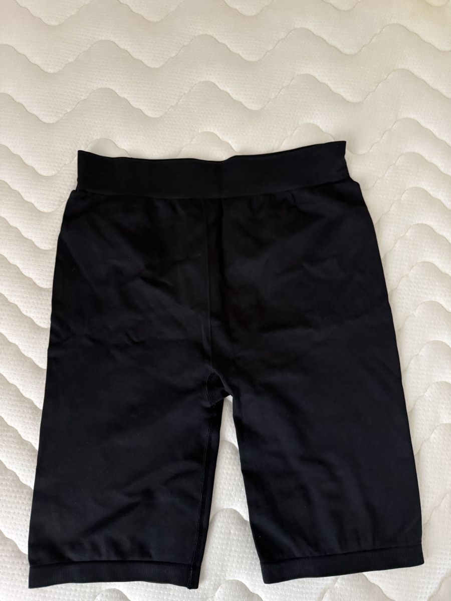 H&M Leggings: Short de sport noir  – Nuovo (secondo la descrizione) da Eysins venduto da mar_b75s