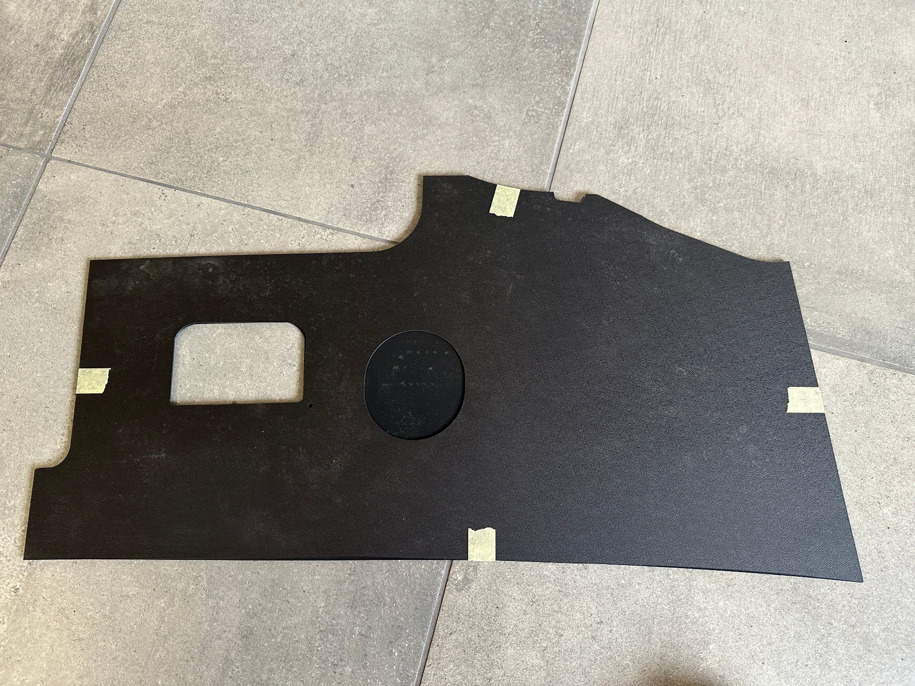 Volkswagen Tutti pezzi di ricambio auto: VW T4 Kick-Panelsatz – Nuovo (secondo la descrizione) da Alpnachstad venduto da Rucksack10 1