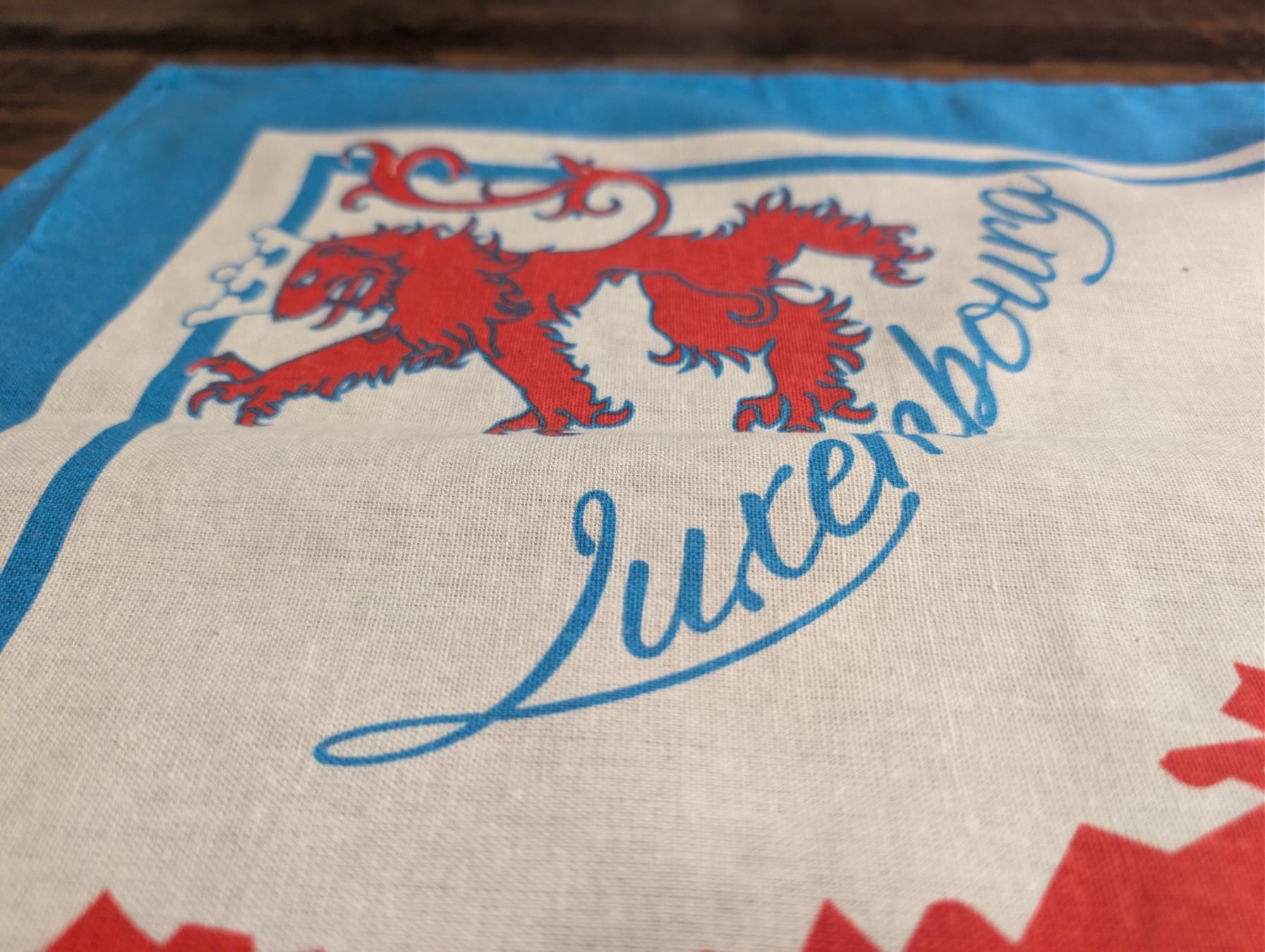 Alle Dekorationen: Luxembourg Tuch – Gebraucht aus Neuenhof von mlw_w98j 1