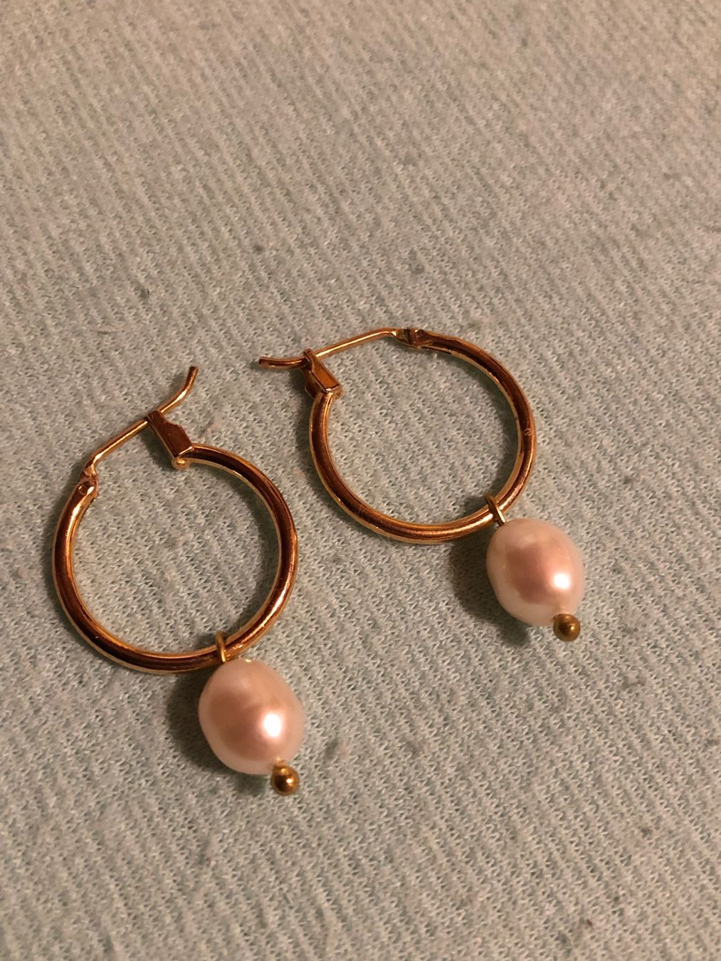 Ohrringe & -stecker: Creolen mit Zuchtperle – Gebraucht aus Brugg AG von Vintage_und_Allerlei 1