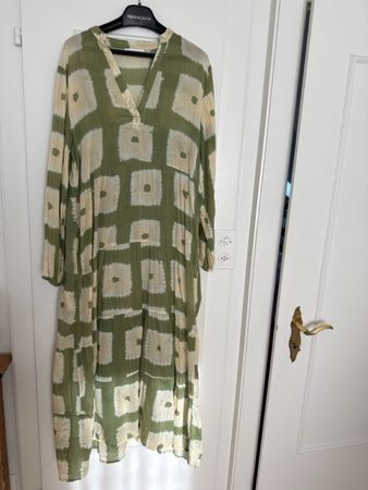 Maison Hotel Kleid Baumwolle grün gemustert Grösse M