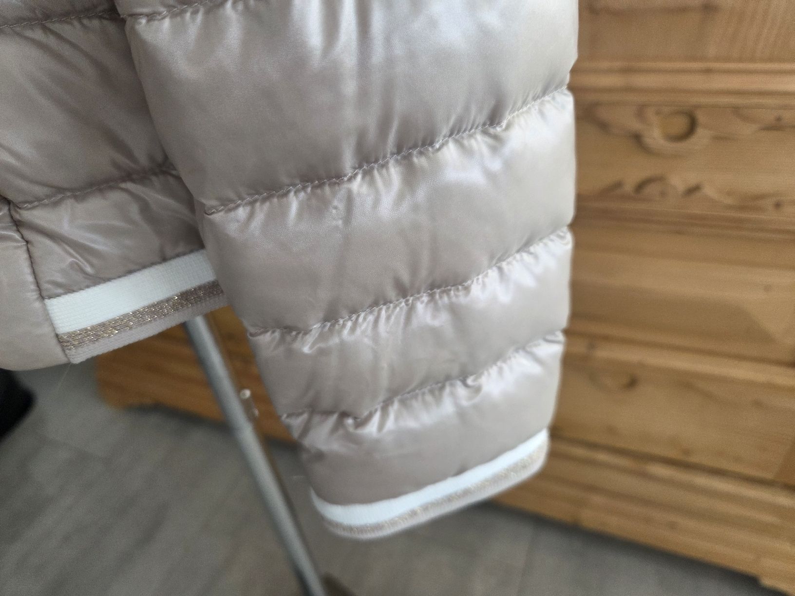 Herno Giacche: schöne leichte Daunenjacke, Herno – Nuovo (secondo la descrizione) da Wiesendangen venduto da Sinhuk 1