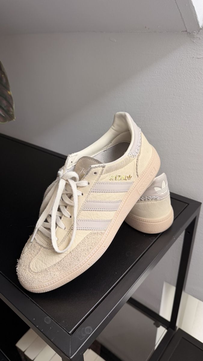 Adidas Scarpe da uomo: Adidas Handball Spezial Gr. 40 2/3 – Usato da Solothurn venduto da coexism 1