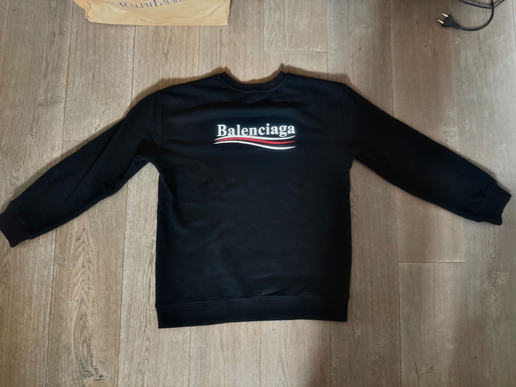 Pullover & Sweatshirts: Schwarzer Pullover – Neu (gemäss Beschreibung) aus Goldach von jil_vnd8