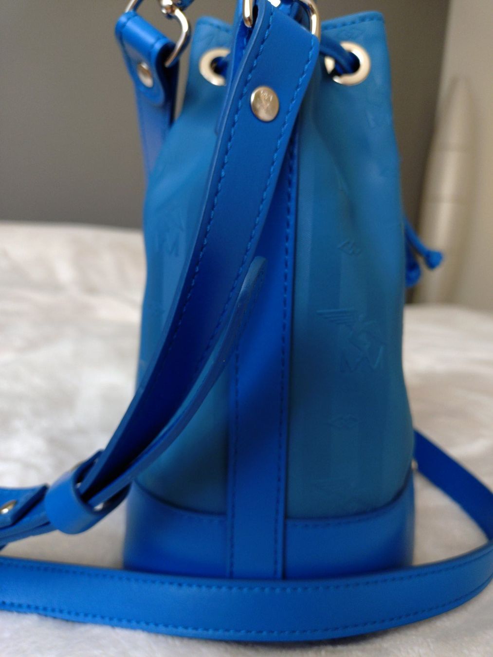Maison Mollerus Borse da donna: Maison Mollerus SION Beuteltasche royal blau/silber – Usato da Bottmingen venduto da Malina_Outlet 5