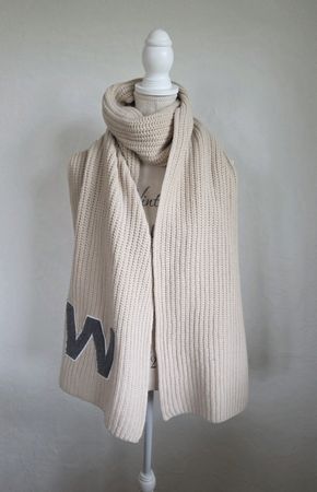 Toller Strickschal von "MAX MARA WEEKEND"