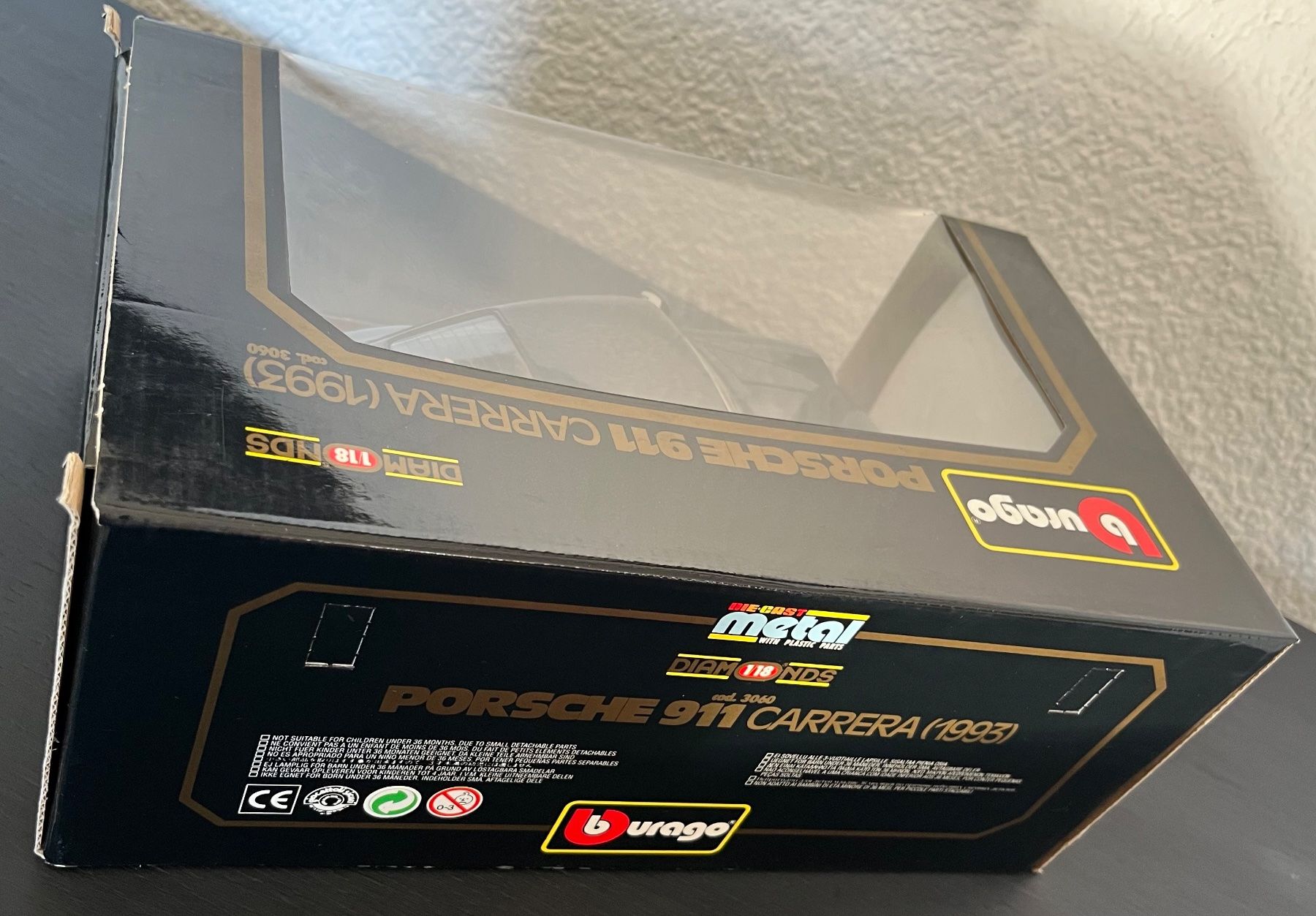 Porsche Modellautos: Porsche 911 Carrera 1993, 1:18 – Gebraucht aus St-Cergue von ncu_t267 8