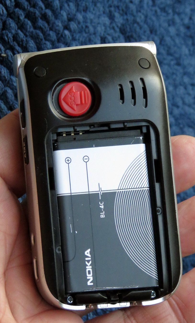 Switel Telefoni cellulari / Smartphones: SWITEL M850: Senioren Handy – Usato da Untersiggenthal venduto da Zarkok 2