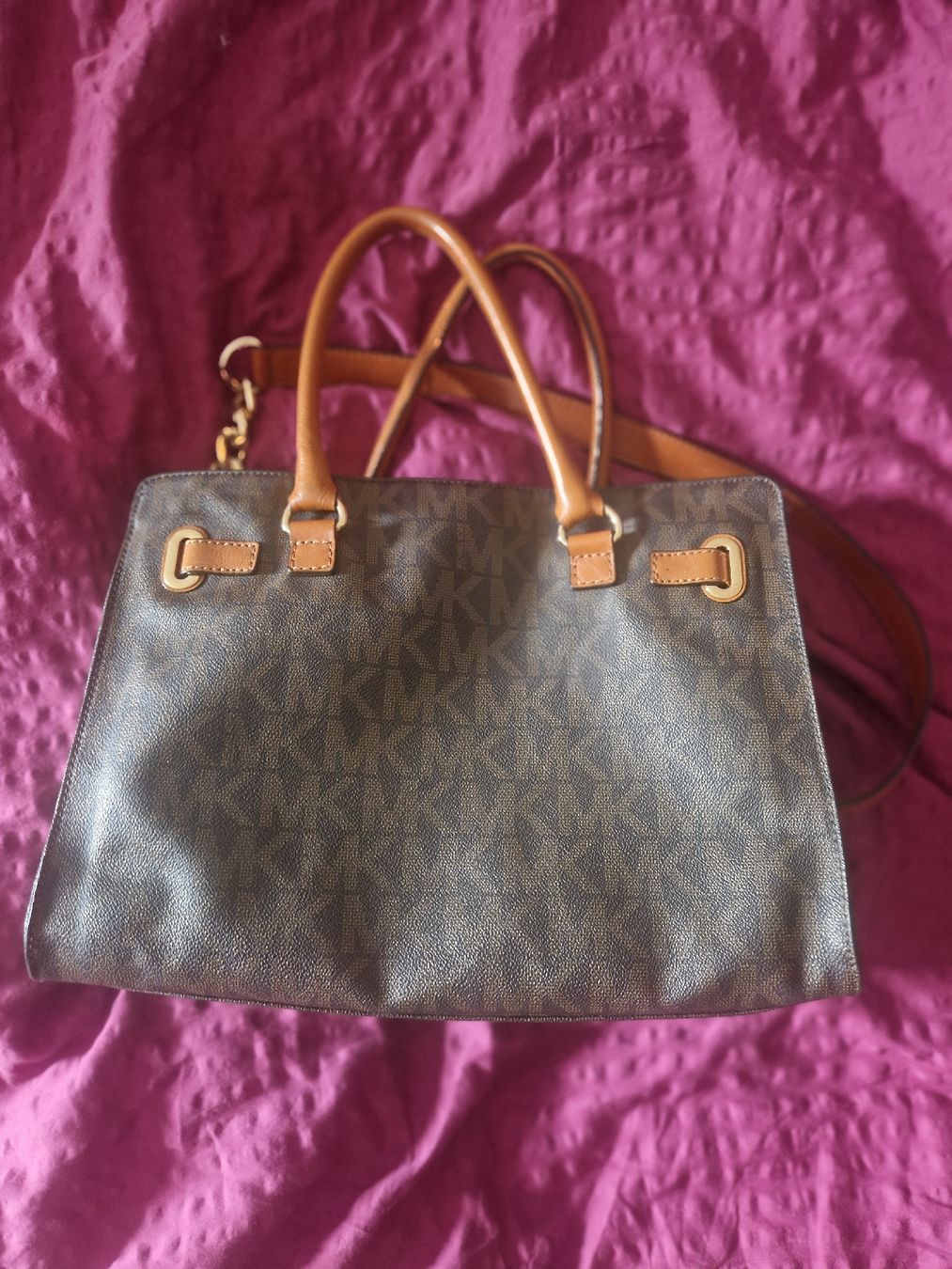 Michael Kors Borse: Elegante Michael Kors Tasche – Nuovo (secondo la descrizione) da Berikon venduto da Wiederverwender2024 1