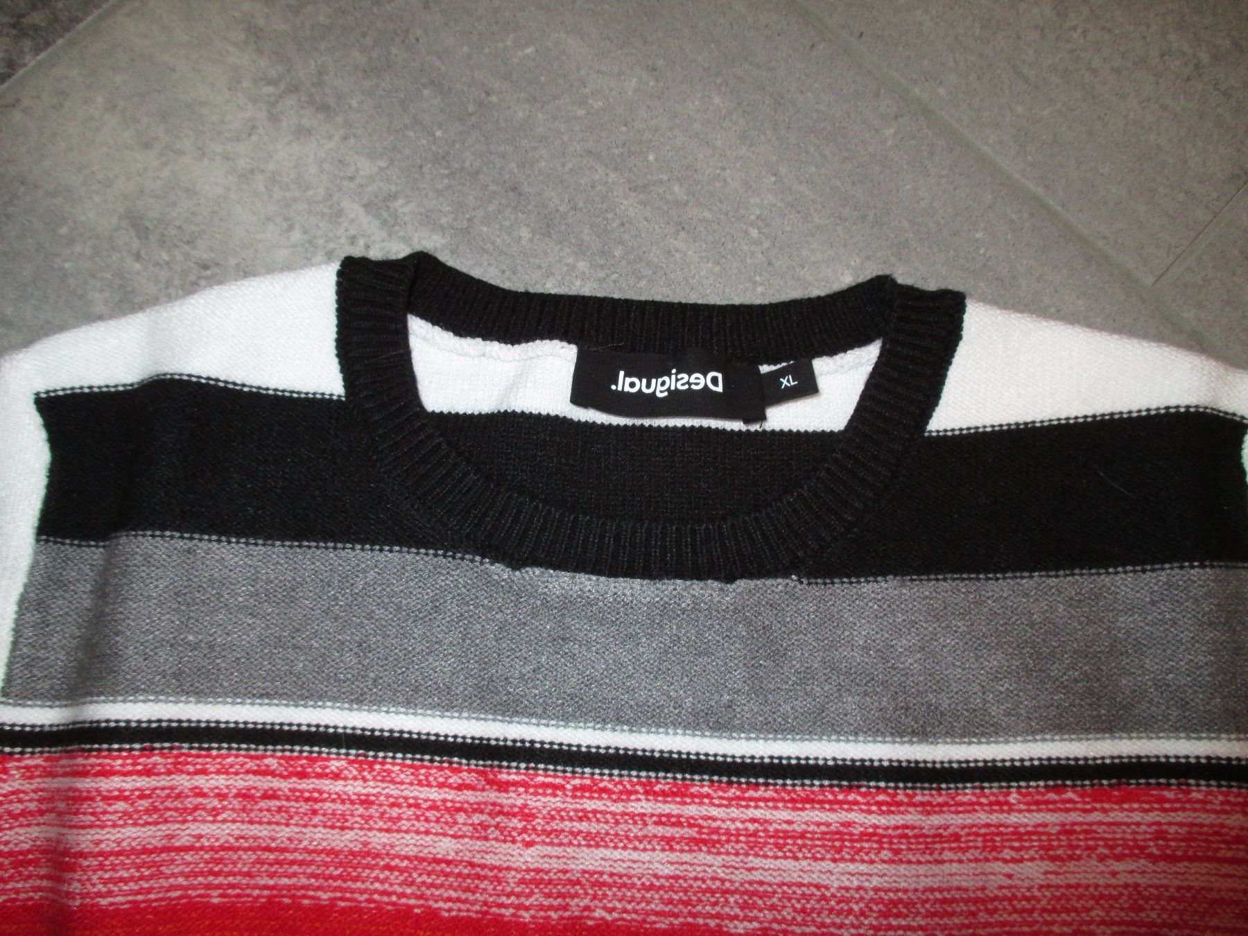 Desigual Maglioni & Felpe: Pullover von Desigual, vielfarbig, Grösse 40 – Nuovo (secondo la descrizione) da glattfelden venduto da carlo046 2