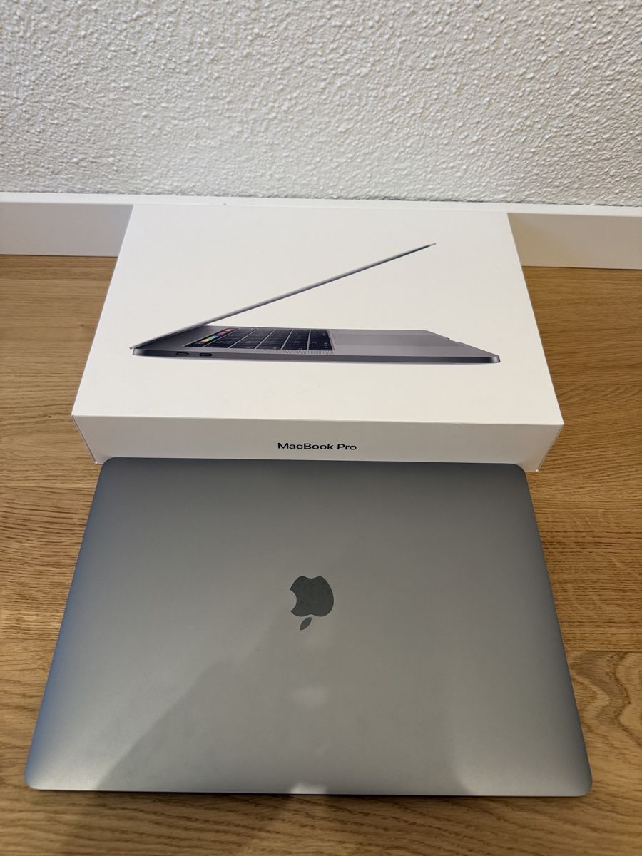 Apple Notebook: Apple MacBook Pro 15 – 2019 – Usato da Oberkirch LU venduto da rap_svs8 2