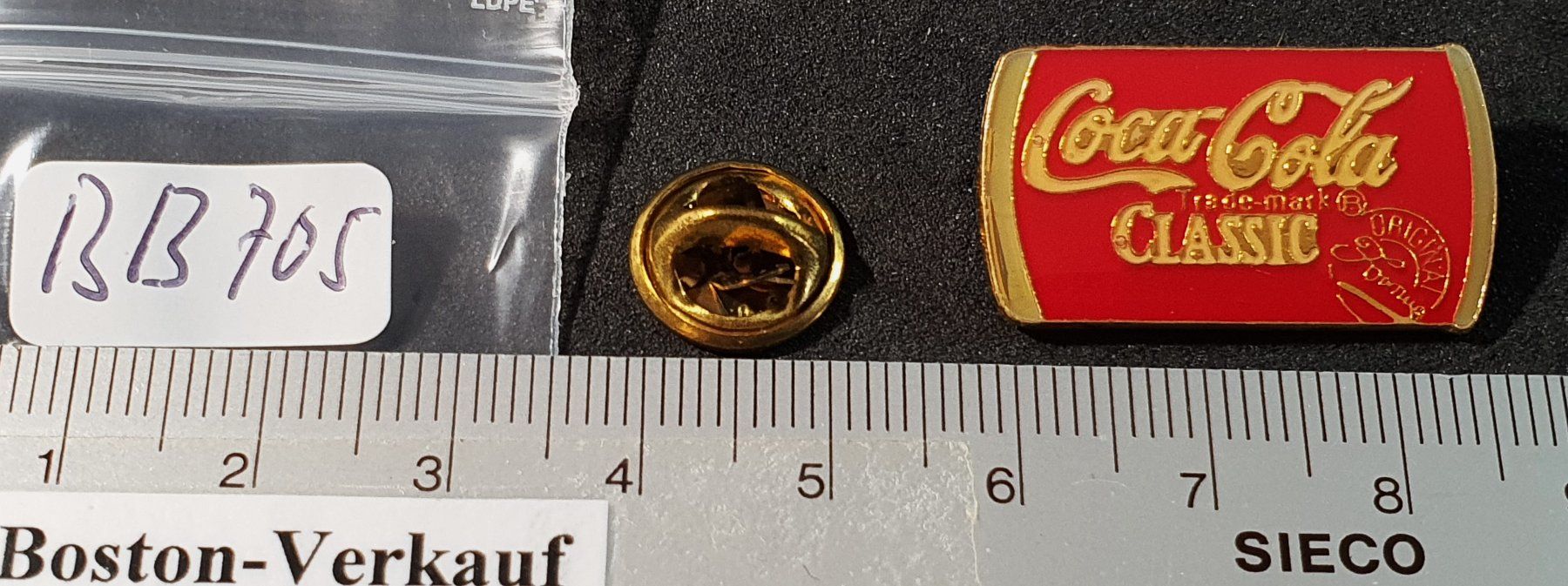 Placchette & Badge: BB705 - Pin Classic Coca Cola Coke Büchse – Usato da Reinach BL venduto da Boston-Verkauf 1