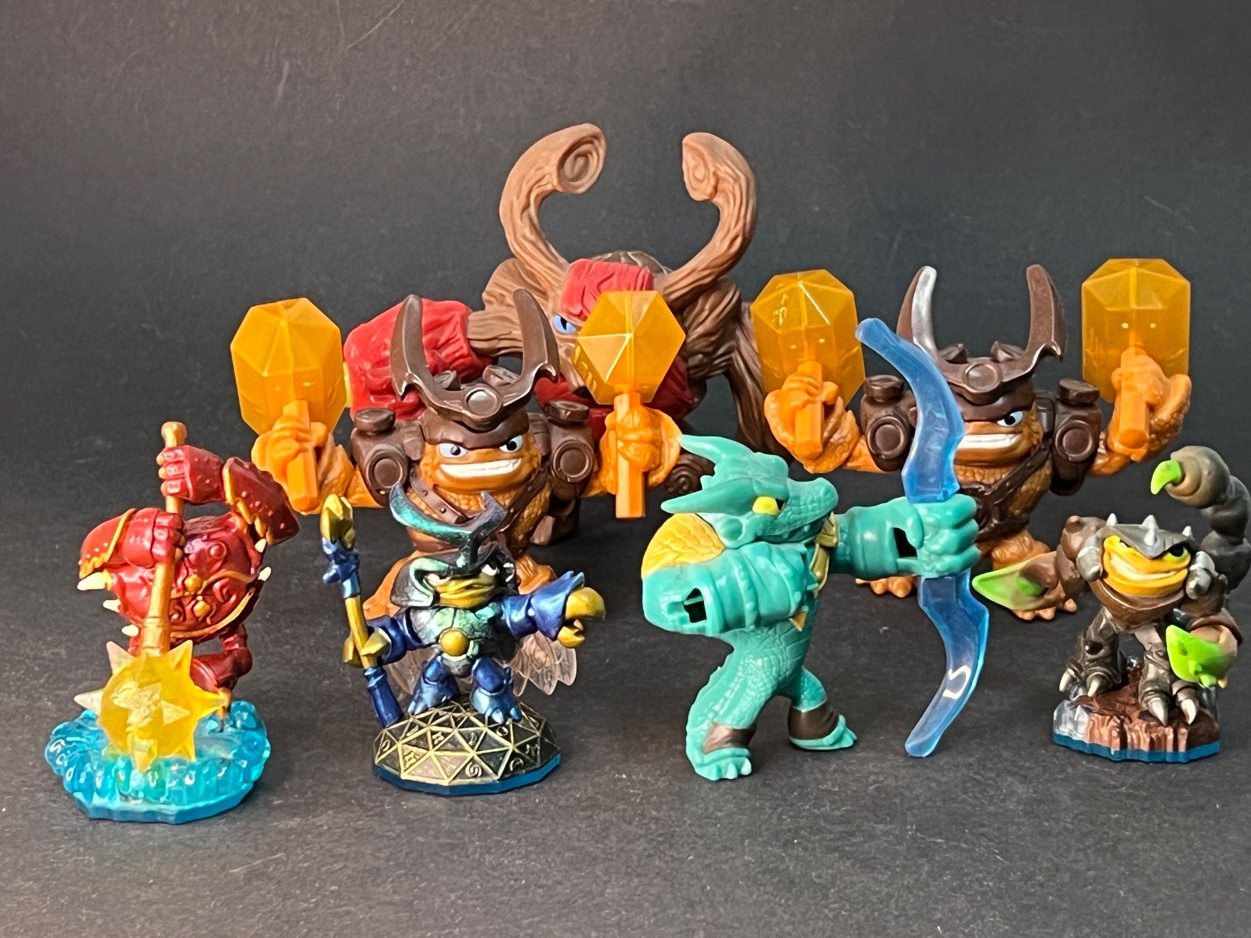 Statuette: Skylanders Spielfiguren – Usato da Ennetbaden venduto da mapa05