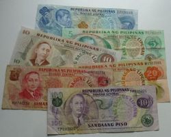 Lot ++ 6 alte Banknoten aus Philipinas