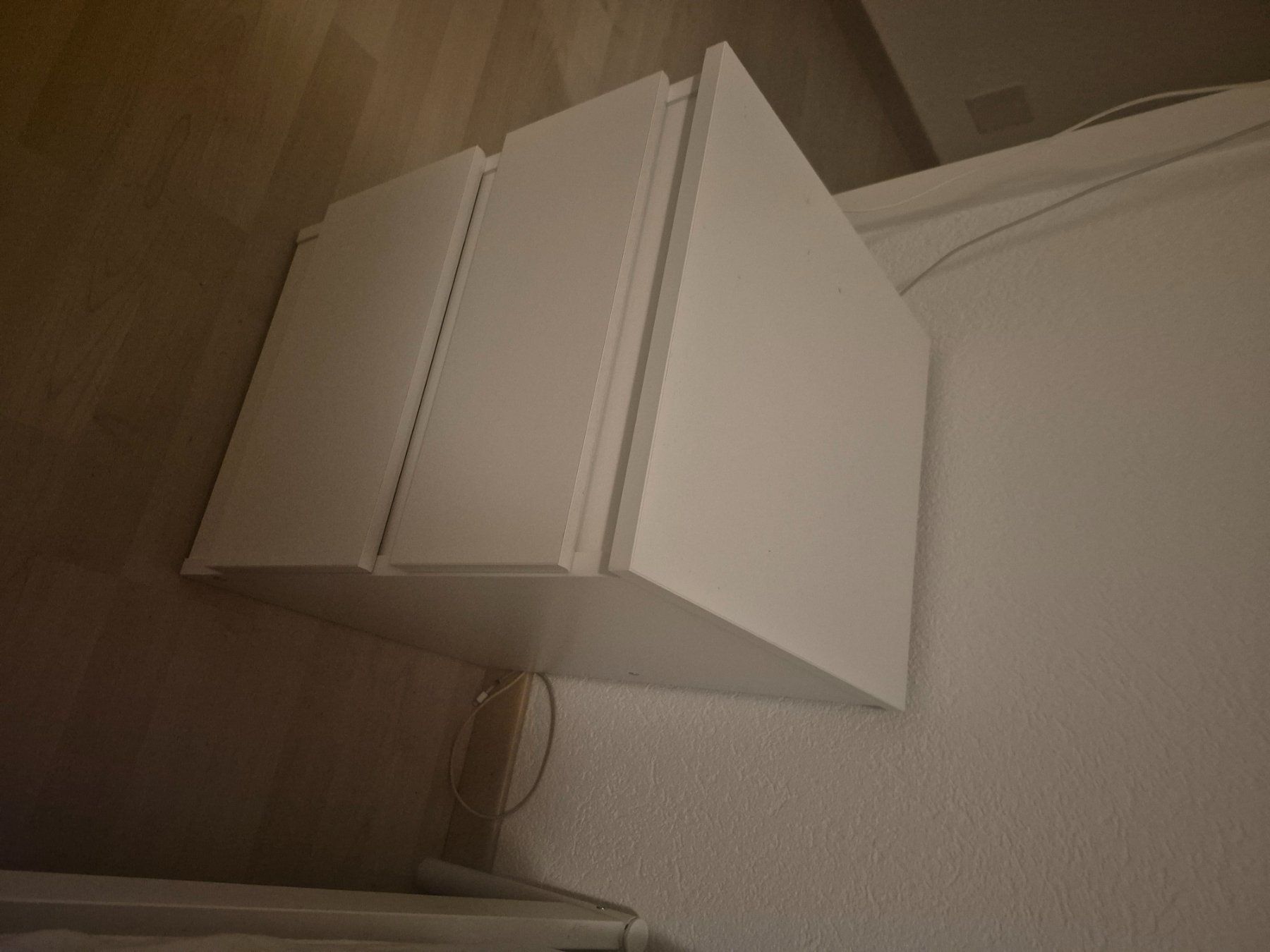 Comodini: IKEA Kommode MALM – Usato da Bibern SO venduto da led_8xd9 2
