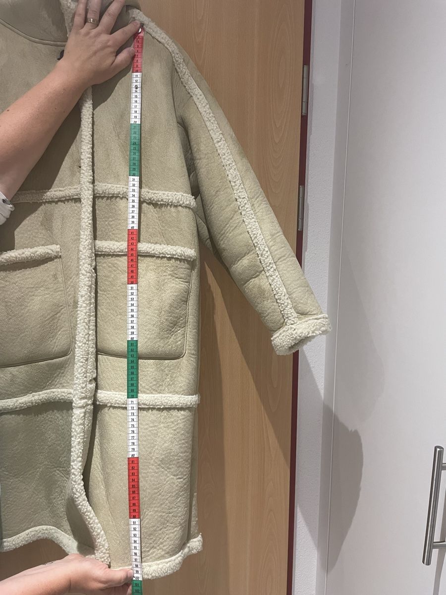 Pull&Bear Cappotti: Pull&Bear Mantel Kunstleder Teddyfutter beige Grösse M – Usato da Winterthur venduto da Fabelhaft123 2