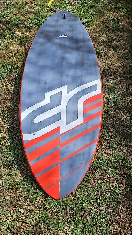 Surfboards & Schwimmbrette: JP Magic Ride 119 Liter pro Freeride Windsurfboard – Gebraucht aus Buchs AG von BDK3