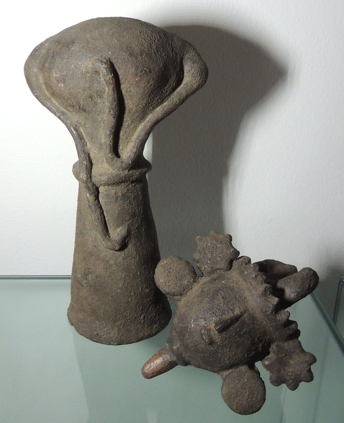 Internationale Kunst: Java Terracotta Zeremonialgefäss – Gebraucht aus Waldenburg von labrador707 2