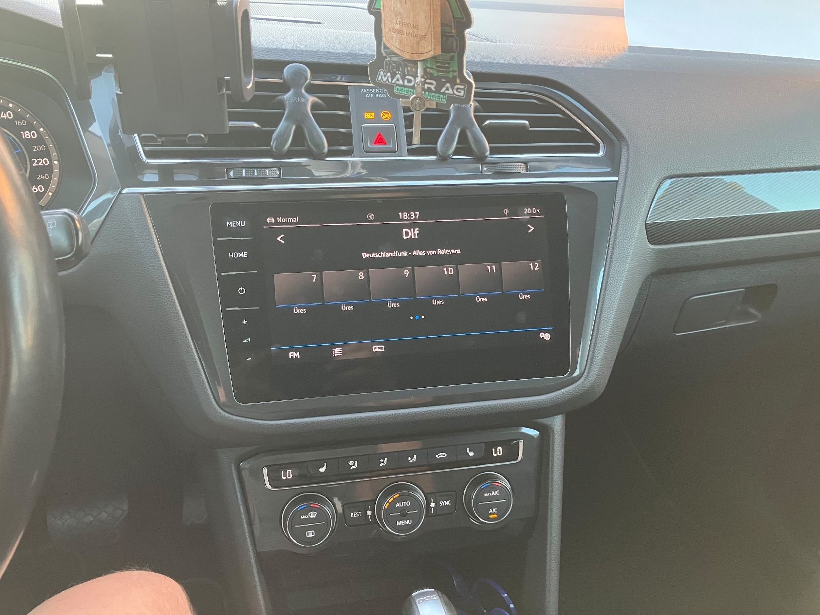 VW Autos: VW Tiguan 4Motion – D'occasion à Sulgen par hor_d7by 3