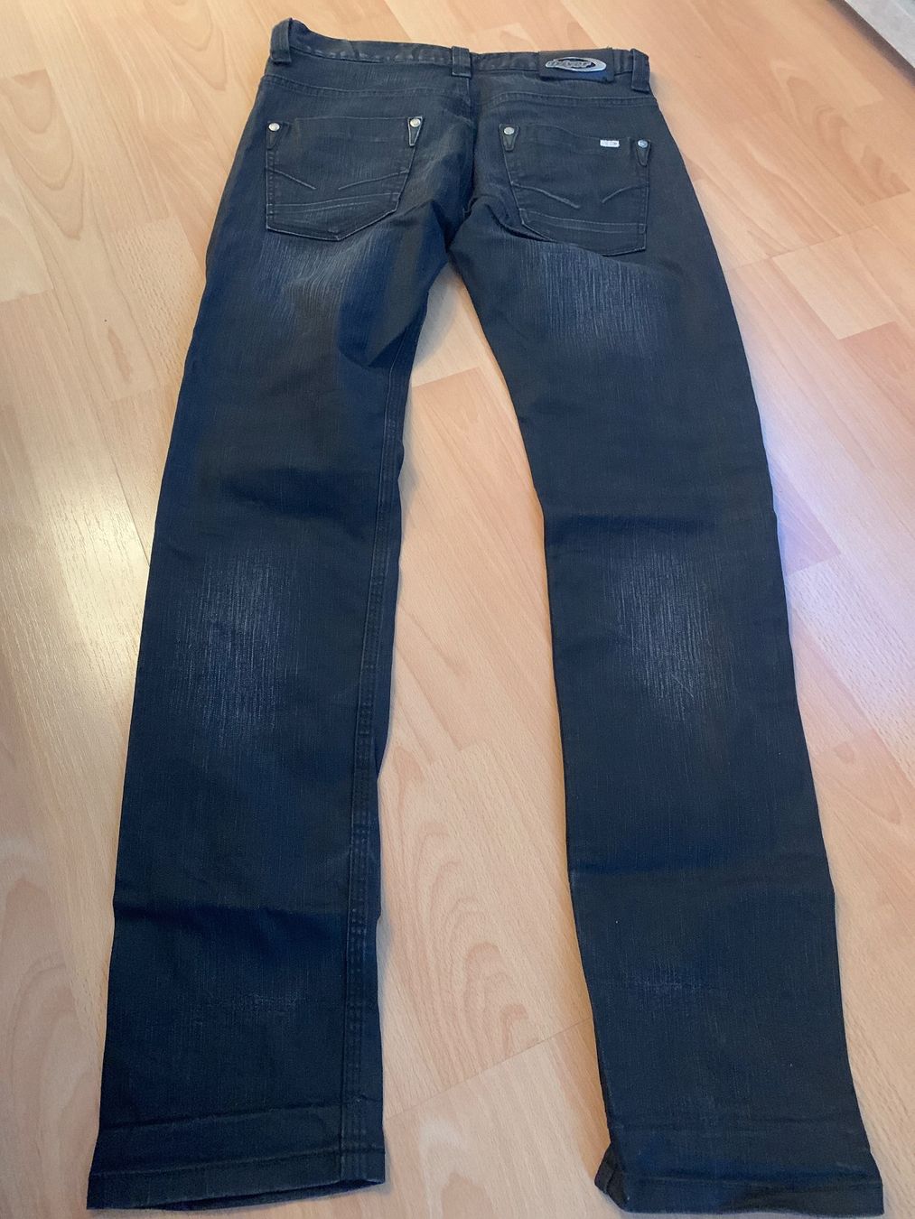 Jeans: Joli jeans noir Driver taille 30 ou 42cm – Usato da MEYRIN venduto da Gwendo10 1