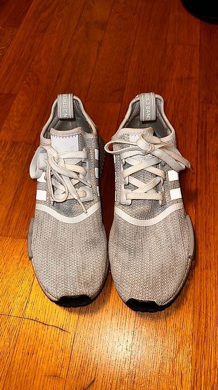 Scarpe da uomo: Adidas NMD grösse 44 grau/weiss – Usato da Romanshorn venduto da cedoo8590